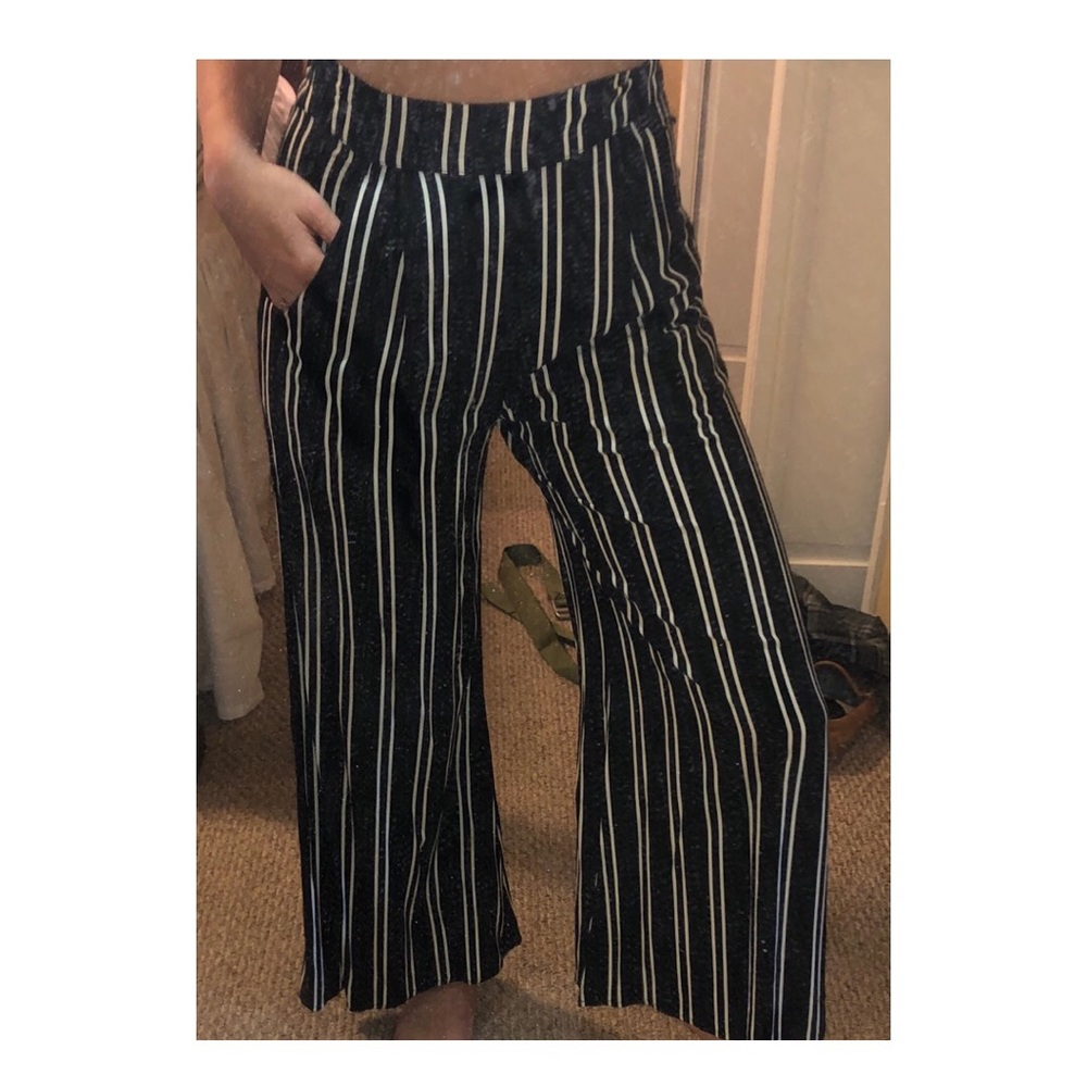 Trendy striped pants